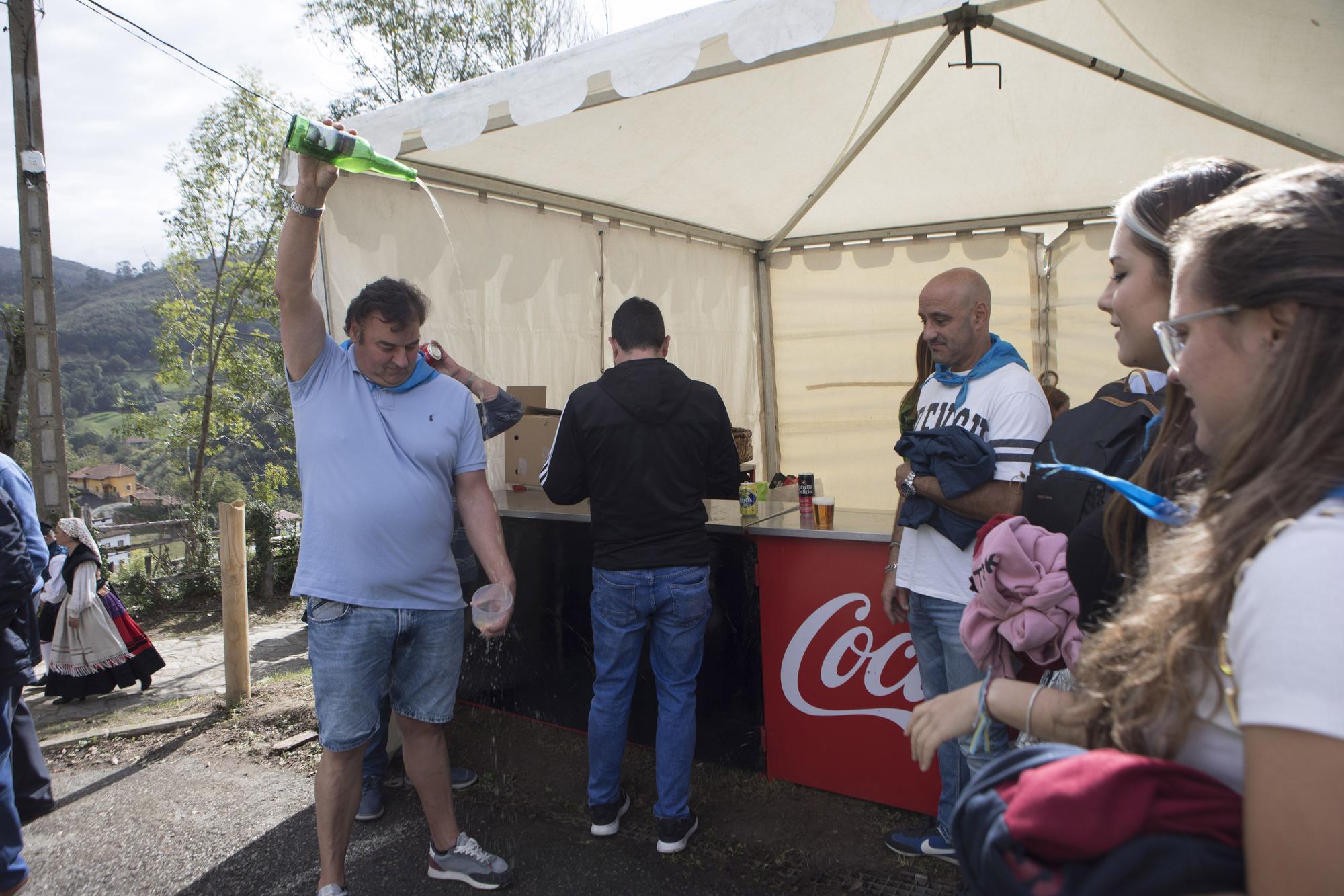 La romería de Los Mártires vuelve a Mieres