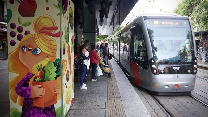 El &#039;Asalto&#039; a las paradas del tranvía de Zaragoza