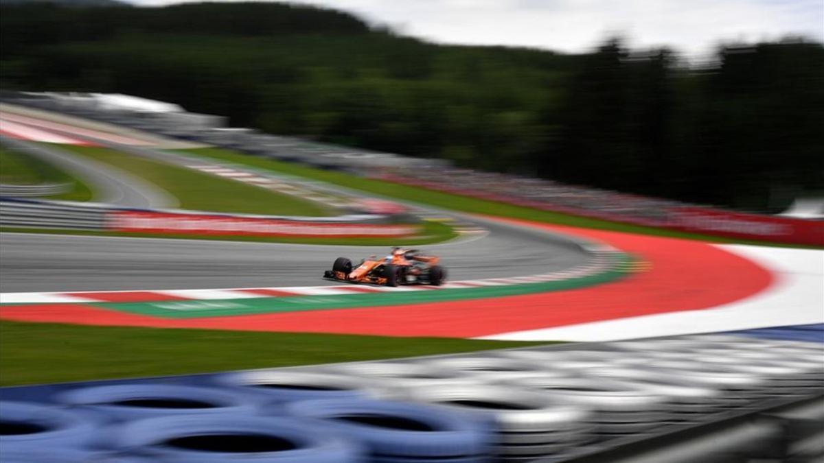 Alonso, durante la crono en Austria