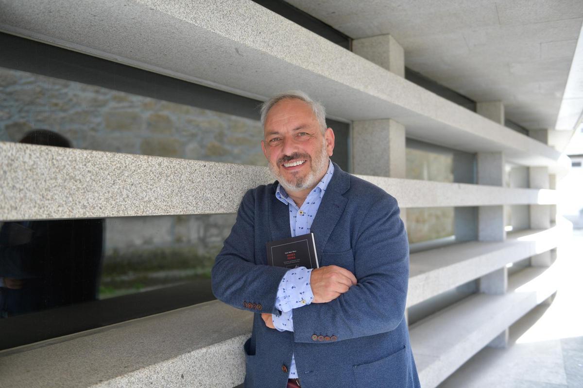 Fernando Domènech presenta «Medea e Fedra» na Feira do Libro de Vigo o vindeiro luns.