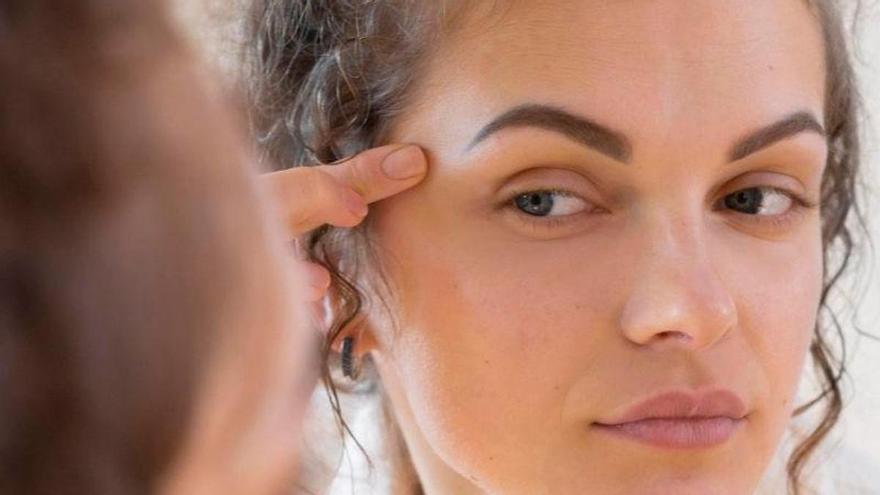 La depiladora facial de Philips que se ha convertido en el nuevo básico de belleza: compacta, con luz LED y ahora con descuento