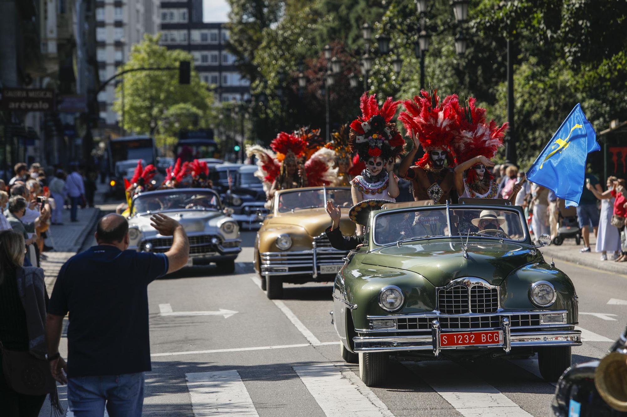 El mini desfile del Día de América en Asturias de San Mateo 2021