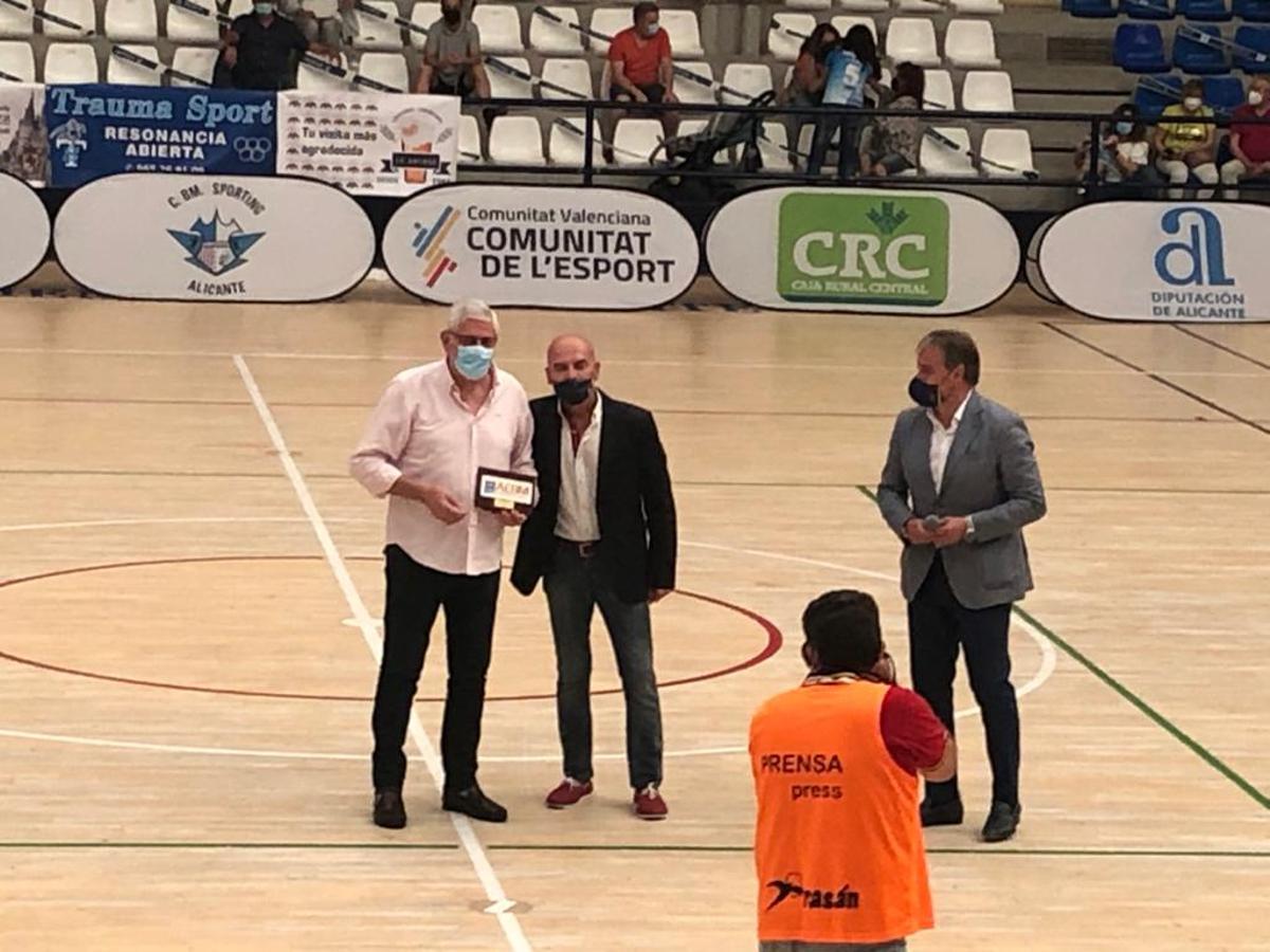 Poli, José Julio Espina y Ñago