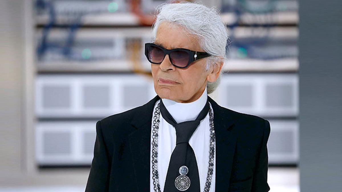 Chanel  vol portar el teixit mític de la casa als joves.