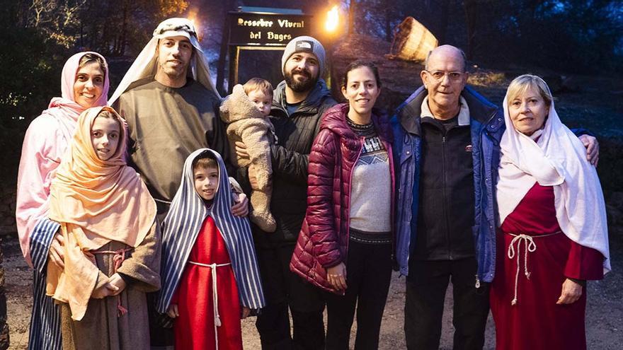 Les tres generacions de la família, amb l’actual nen Jesús al centre