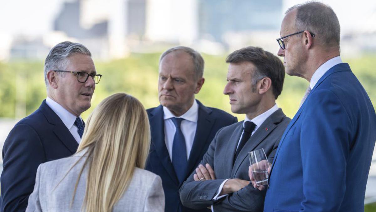 Starmer, Tusk, Macron, Merz i Meloni, ahir a Berlín. | MICHAEL KAPPELER / POOL