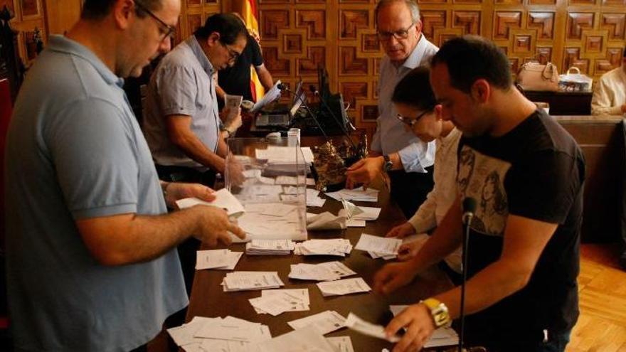 Recuento del voto por correo en la Audiencia Provincial