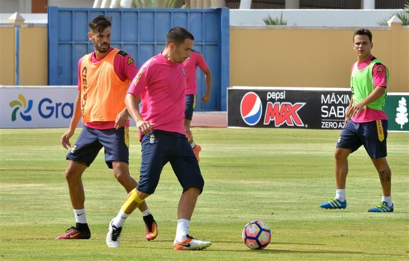 Entrenamiento de la UD Las Palmas en Maspalomas