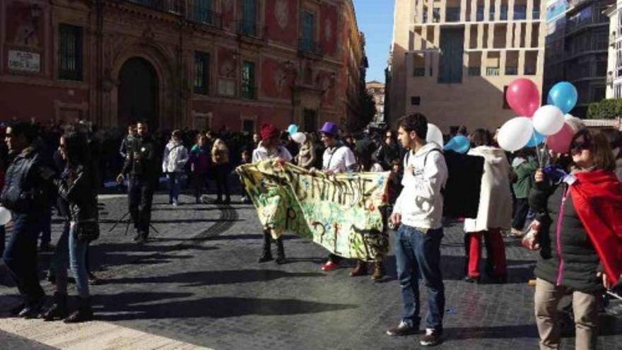 Docentes protestan en las calles de Murcia