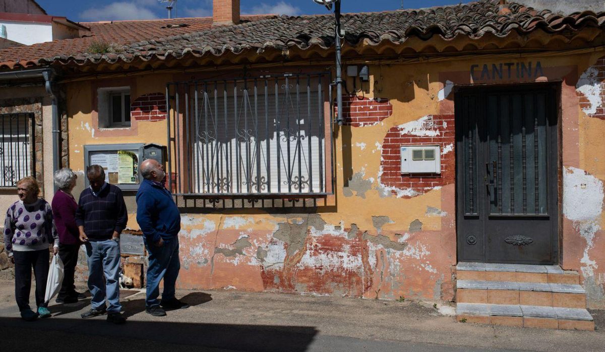 Fachada del bar, que se cerró el pasado mes de octubre. | Ana Burrieza