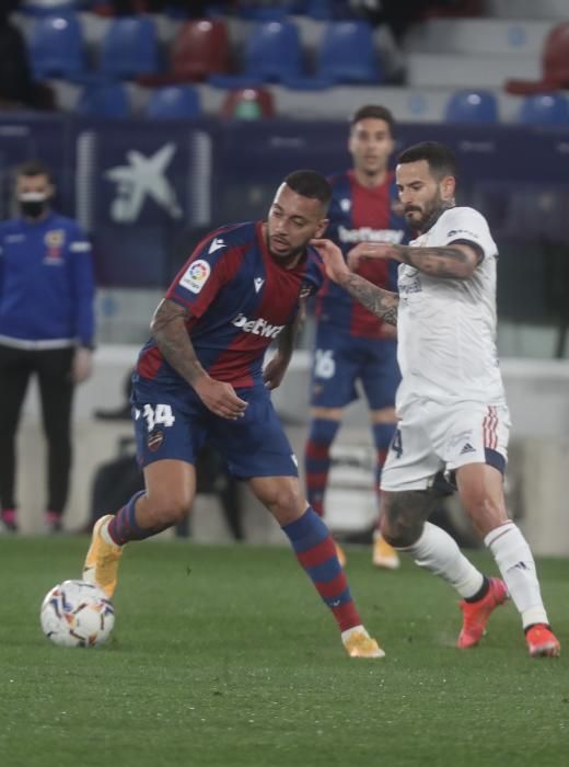 Las mejores fotos del Levante UD - Osasuna