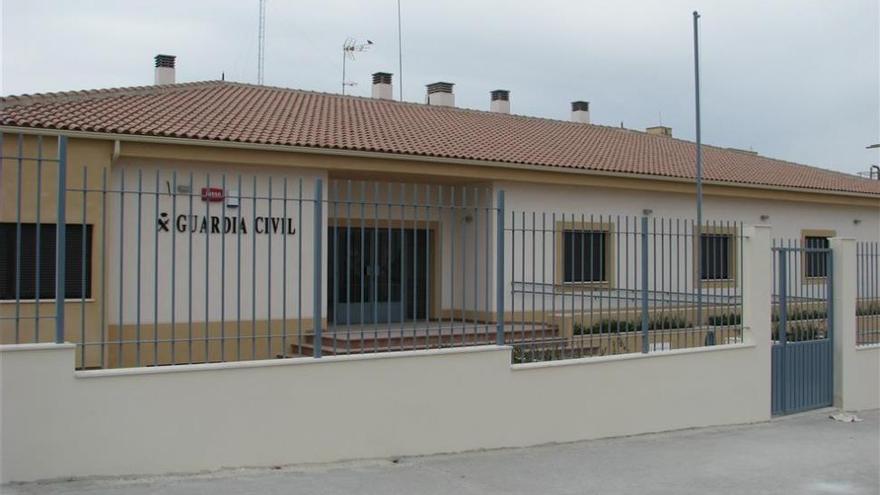 Detenido por robar a una joven con violencia para sustraerle el móvil y un anillo