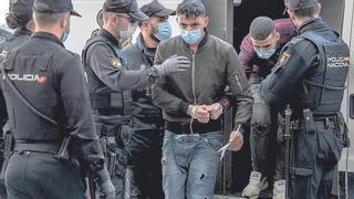 La Fiscalía pide cinco años de cárcel para los 22 migrantes del avión patera de Palma