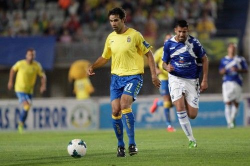 ctv-l7j-vicente-gmez-abre-las-puertas-del-cielo-de-primera-divisin-a-la-ud-las-palmas00039