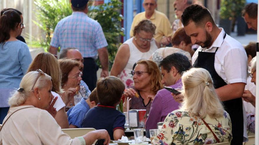 La hostelería es uno de los segmentos que genera más contratos en Málaga.