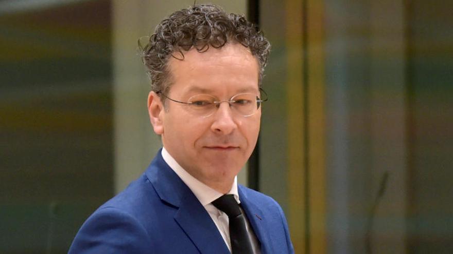 Dijsselbloem, sobre los países del sur: &quot;No puedo gastar todo el dinero en copas y mujeres y luego pedir ayuda&quot;