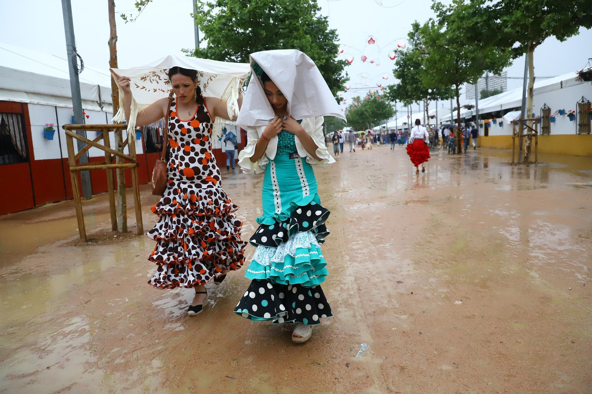 El primer día de Feria marcado por la lluvia