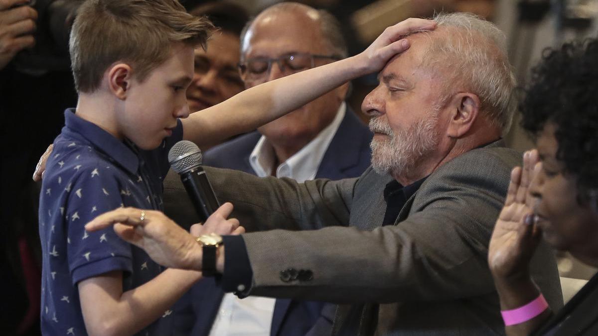 El presidente de Brasil, Luiz Inácio Lula da Silva, durante un acto de campaña con evangélicos durante la pasada campaña electoral, en octubre de 2022.