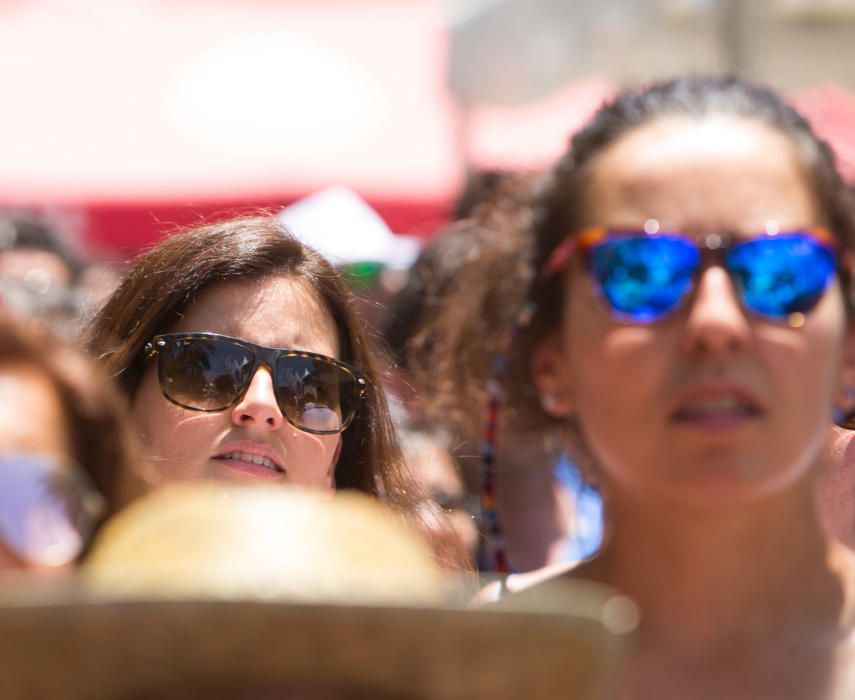 El público viendo la mascletà