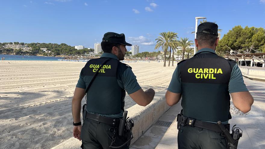 Arrestadas en Platja d&#039;en Bossa una persona por usurpación de identidad y otra por tráfico de drogas