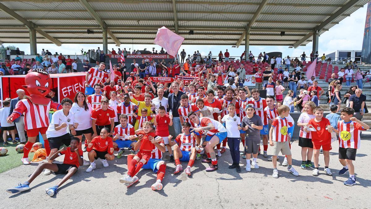 Imatges de la victoria del CE Manresa contra el Badalona
