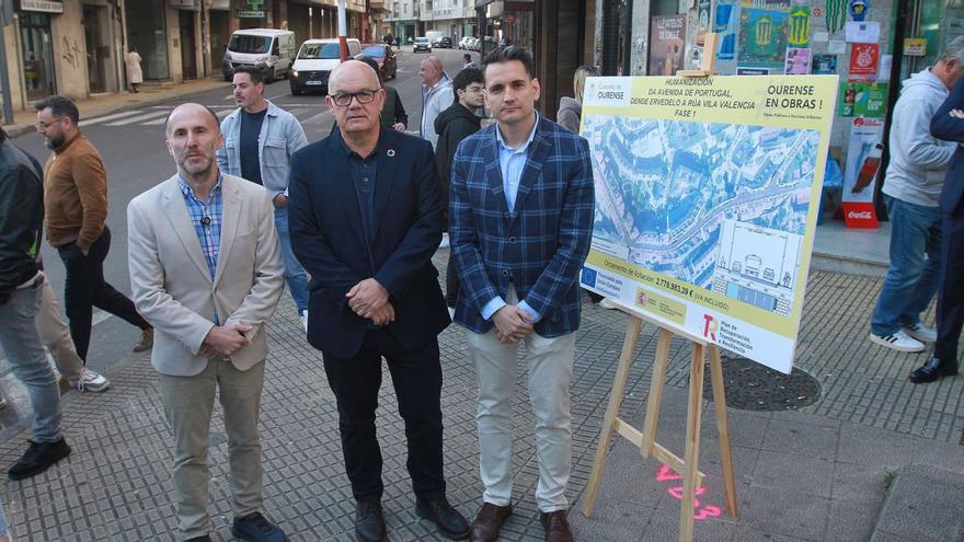 El alcalde, Pérez Jácome, el subdelegado del Gobierno, Eladio Santos, y el edil Francisco Lorenzo en la presentación