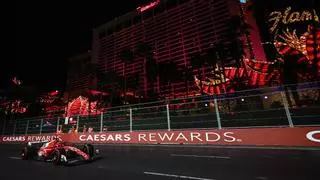Pole de Leclerc en Las Vegas, con Sainz a milésimas