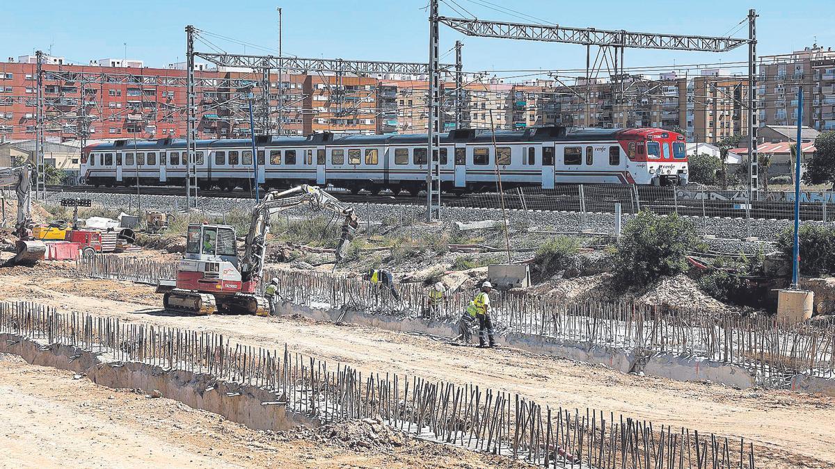 Presentación del balance del primer año de desarrollo del Canal de Acceso de Valencia.