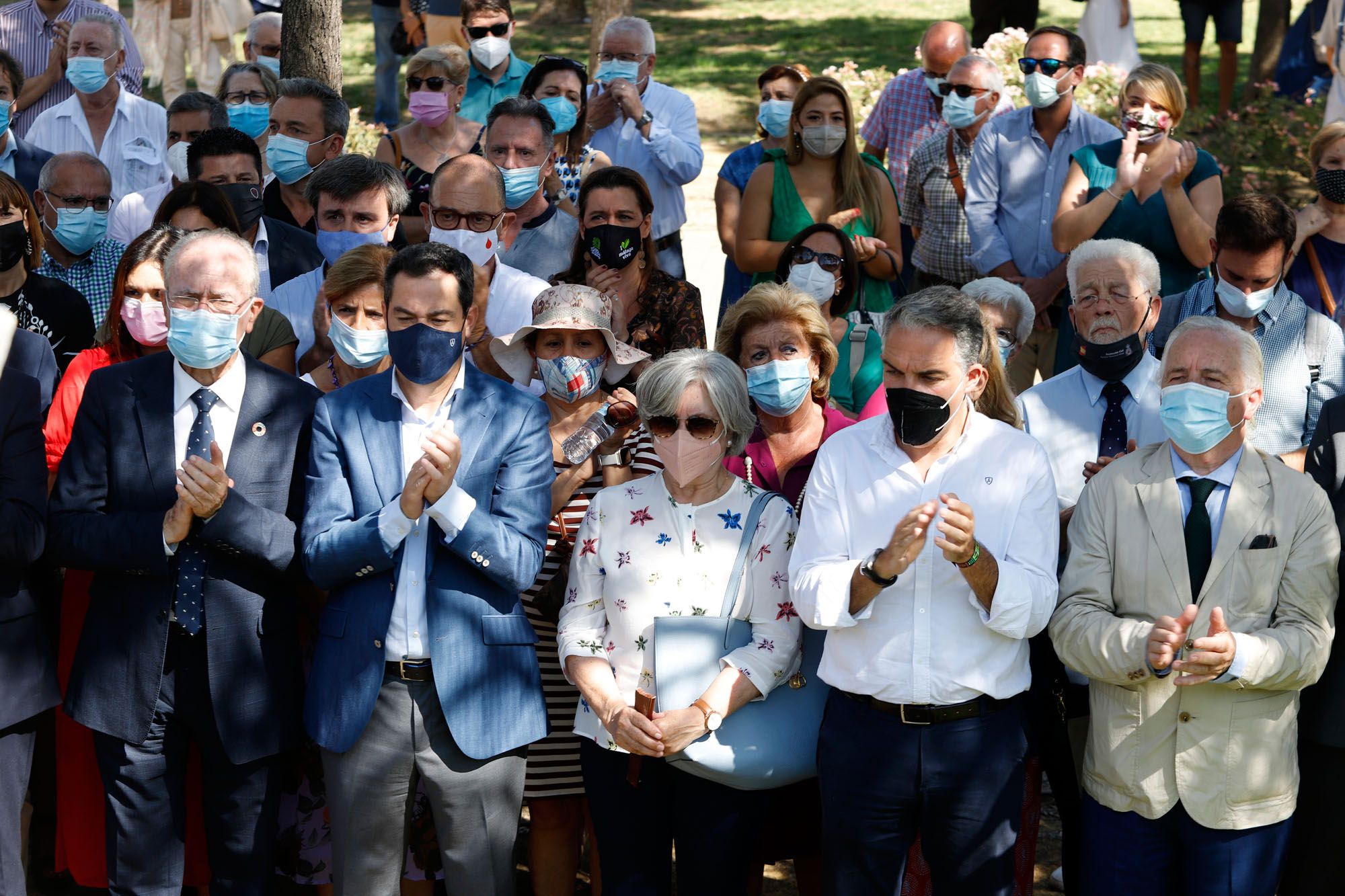 Ofrenda floral en el aniversario de la muerte de José María Martín Carpena