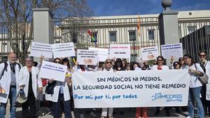 Los médicos inspectores en una reciente movilización