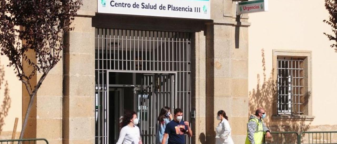 Centro de salud La Data de Plasencia, donde seis médicos hacen el trabajo de nueve.