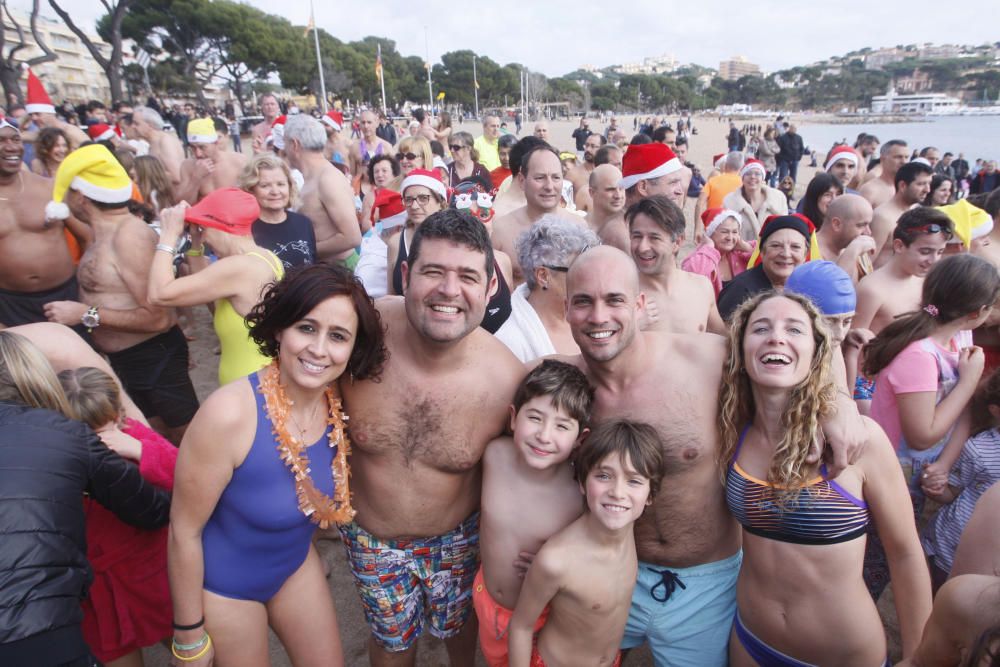 Primer bany de l'Any a 2018 - Sant Feliu de Guíxols