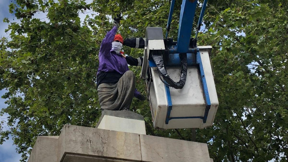 La «Monturiola» ja llueix el vestit de castellera amb mascareta