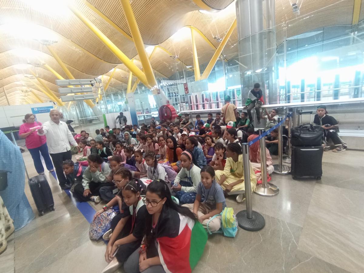 Galería | Los niños saharauis de Vacaciones en Paz llegan a Extremadura