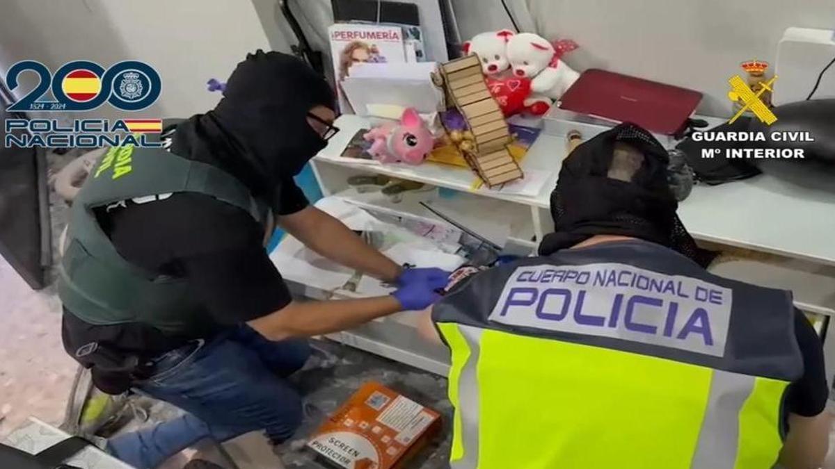 Vídeo | Desarticulada una red de atracadores a la que se atribuye casi una decena de robos a recaudadores de negocios regentados por empresarios chinos