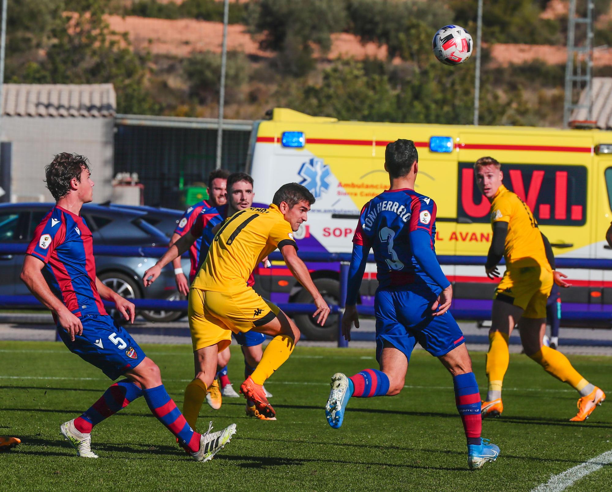 Atlético Levante - Hércules: las imágenes del partido