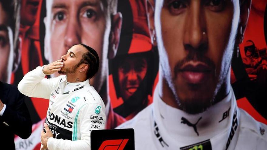 Hamilton gana el Gran Premio 1.000 por la vía rápida