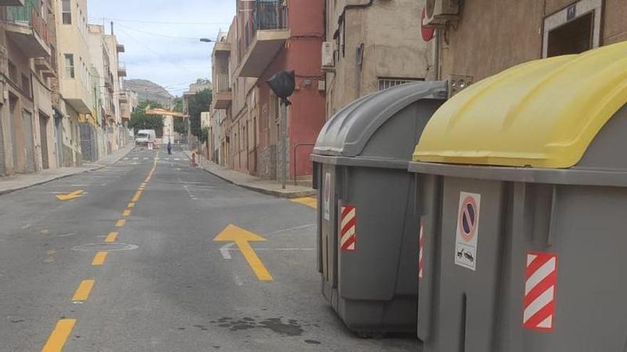 El Ayuntamiento de Crevillent ha prohibido aparcar por peligrosidad
