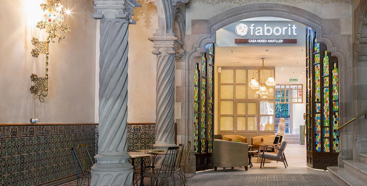 Cafetería Faborit, dentro de la Casa Amatller