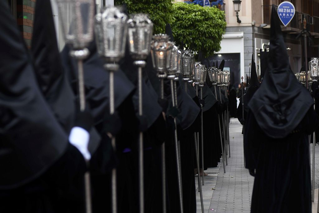 La procesión del Viernes Santo de Murcia, en imágenes