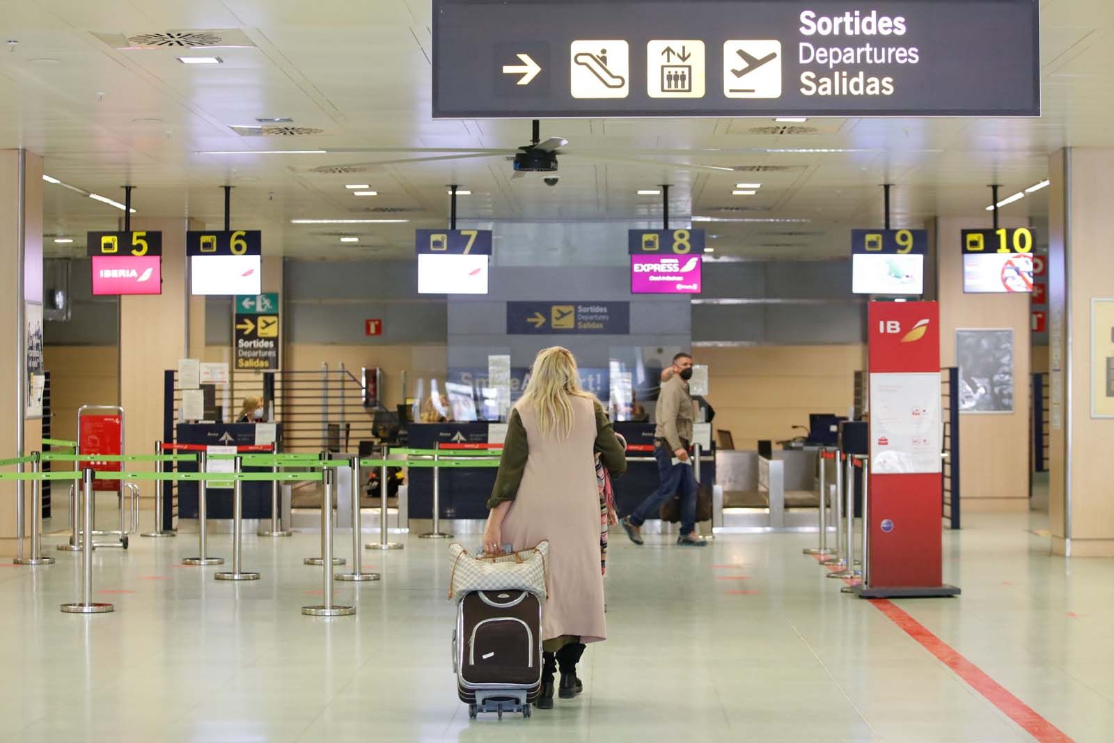 Aeropuerto de Ibiza: «Teníamos mono de viajar»