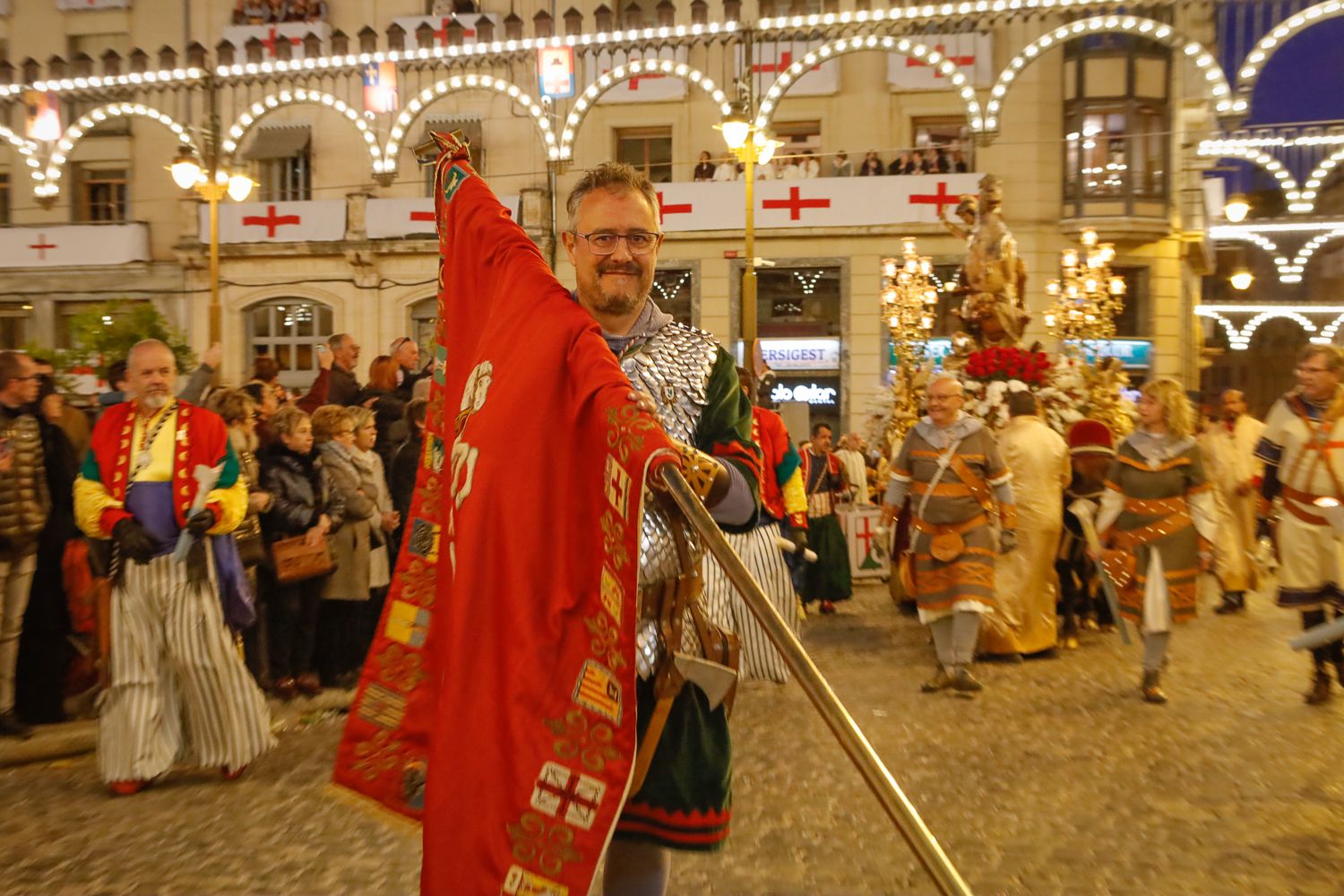 Alcoy rinde culto a su patrón