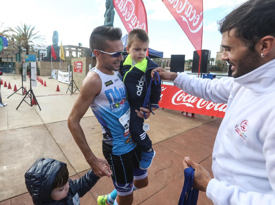 Carrera solidaria en Terra Mítica