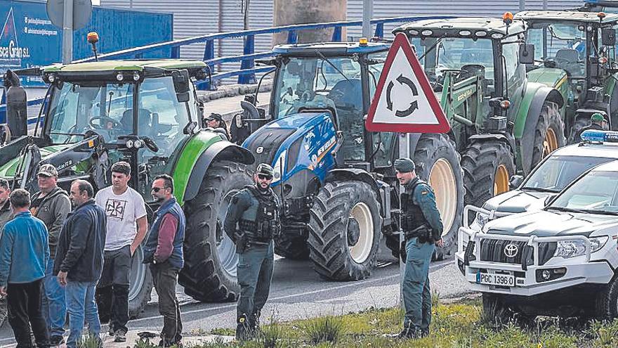 Los tractores toman las autovías