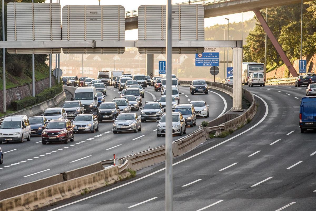 Imagen de una autovía, en Euskadi.