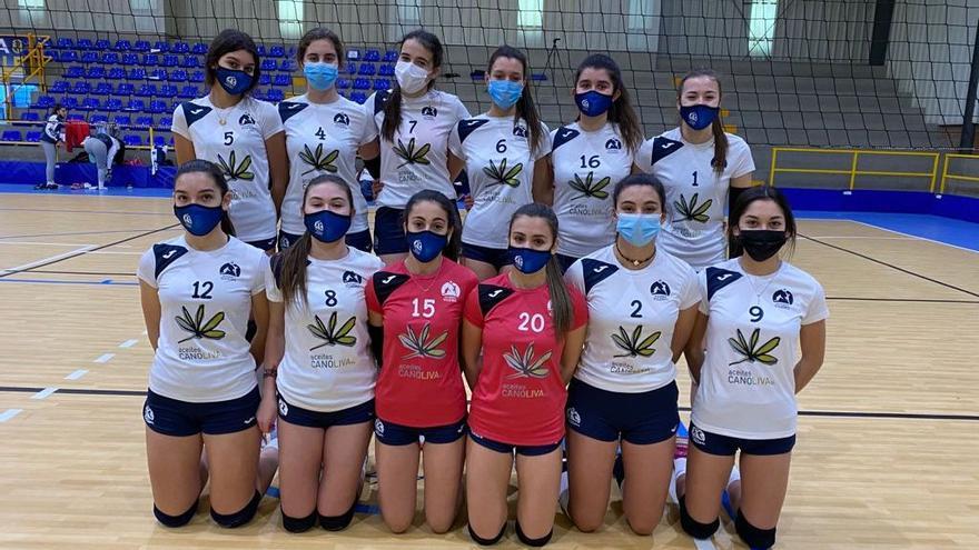 Conjunto cadete femenino del Academia Voleibol Córdoba.