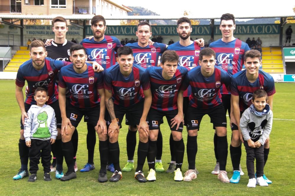 El Alcoyano se ha impuesto al Eldense (2-0) y ha aumentado a 9 puntos la diferencia con el Intercity.