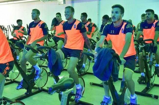 Entrenamiento Ud Las Palmas, en el gimnasio Las ...