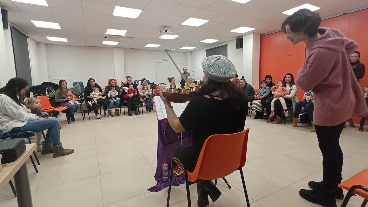 Una de las sesiones de "A leer se aprende con las orejas".