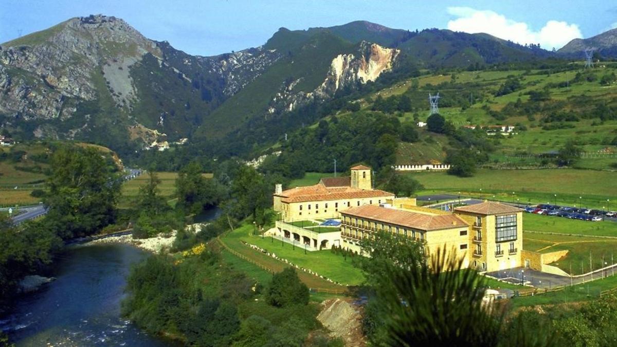 Cangas de Onís, en los Picos de Europa.